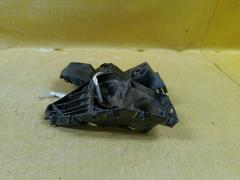 Крепление бампера 52115-B1010, 52116-B1010 на Toyota Passo KGC10 Фото 6