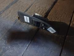 Блок упр-я стеклоподъемниками на Nissan Ad Van VFY11 Фото 9