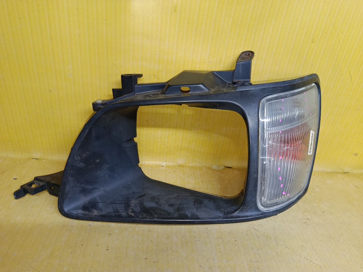 Очки под фару 28-112 28-112,53132-28061 на Toyota Lite Ace KR42V Фото 4