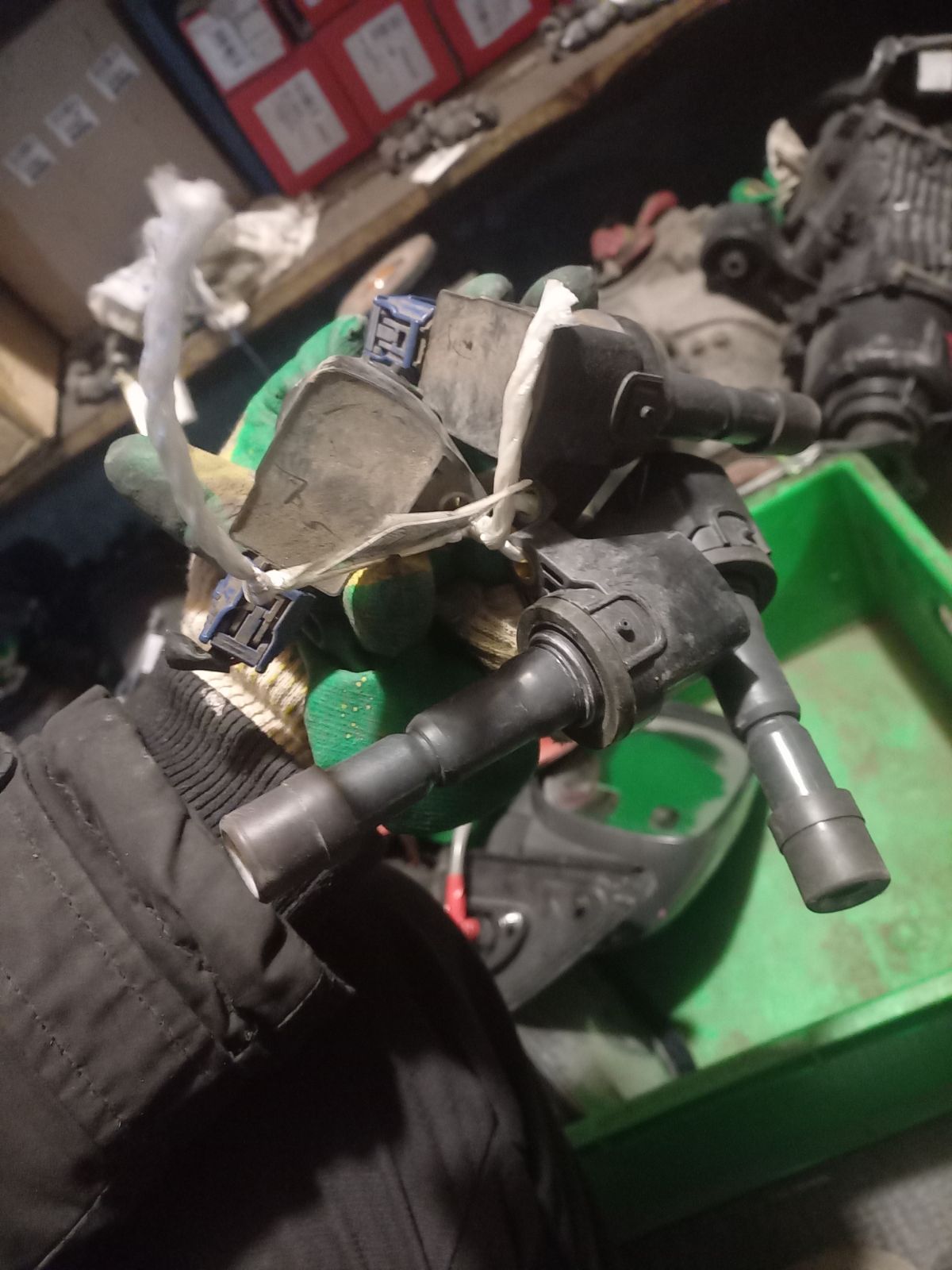 Катушка зажигания на Honda Fit GE6 L13A Фото 8