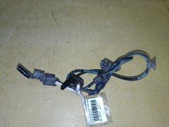 Датчик ABS на Honda Stream RN6 R18A Фото 3
