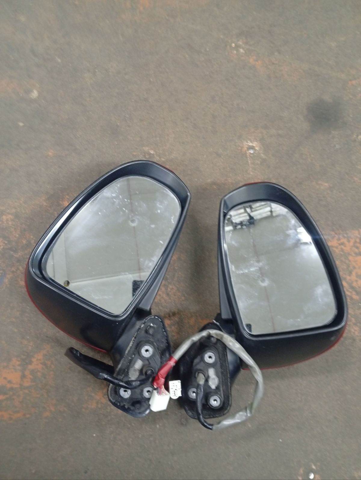 Зеркало двери боковой на Toyota Prius ZVW30 Фото 16