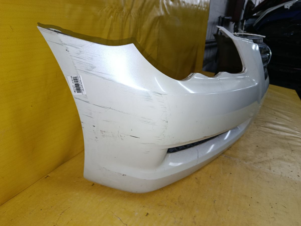 Бампер 52119-22A00 на Toyota Mark X GRX120 Фото 9