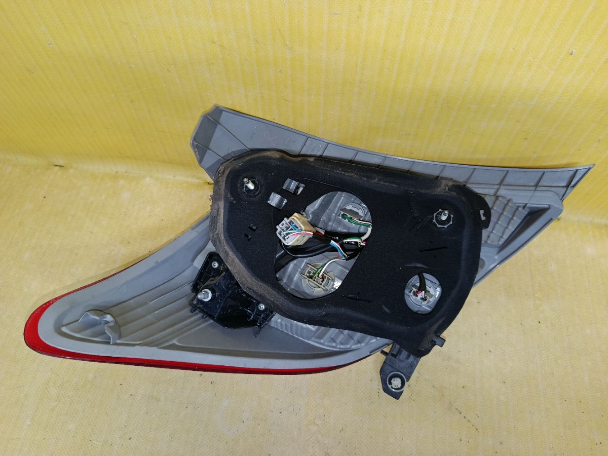 Стоп 52-228 52-228, на Toyota Vitz NSP130 Фото 7