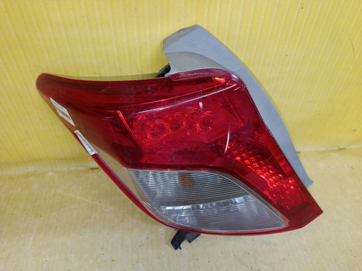 Стоп 52-228 52-228, на Toyota Vitz NSP130 Фото 6
