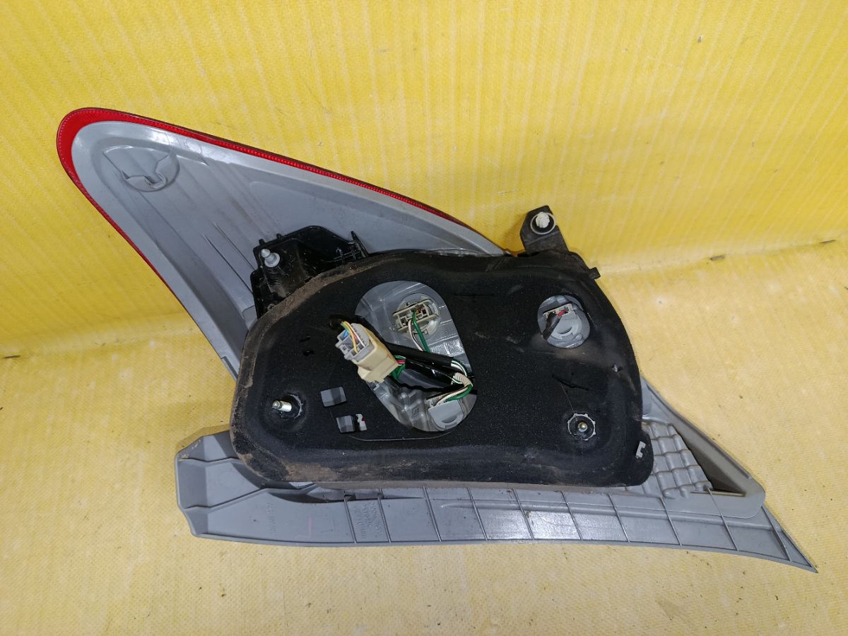 Стоп 52-228 52-228, на Toyota Vitz NSP130 Фото 7