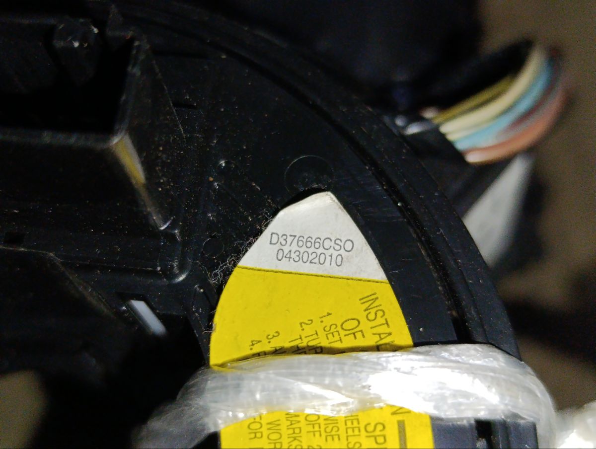 Шлейф-лента air bag на Mazda Verisa DC5W Фото 15