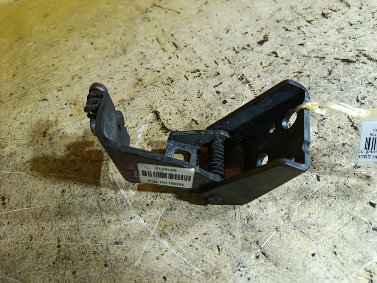 Ролик двери на Honda Freed GB3 Фото 2