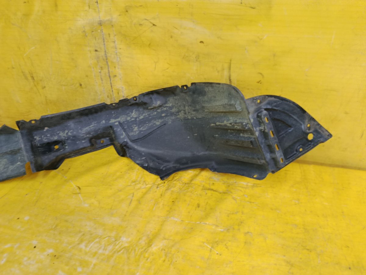 Подкрылок MR488992, MN150112 на Mitsubishi Colt Z22A 4A90 Фото 5