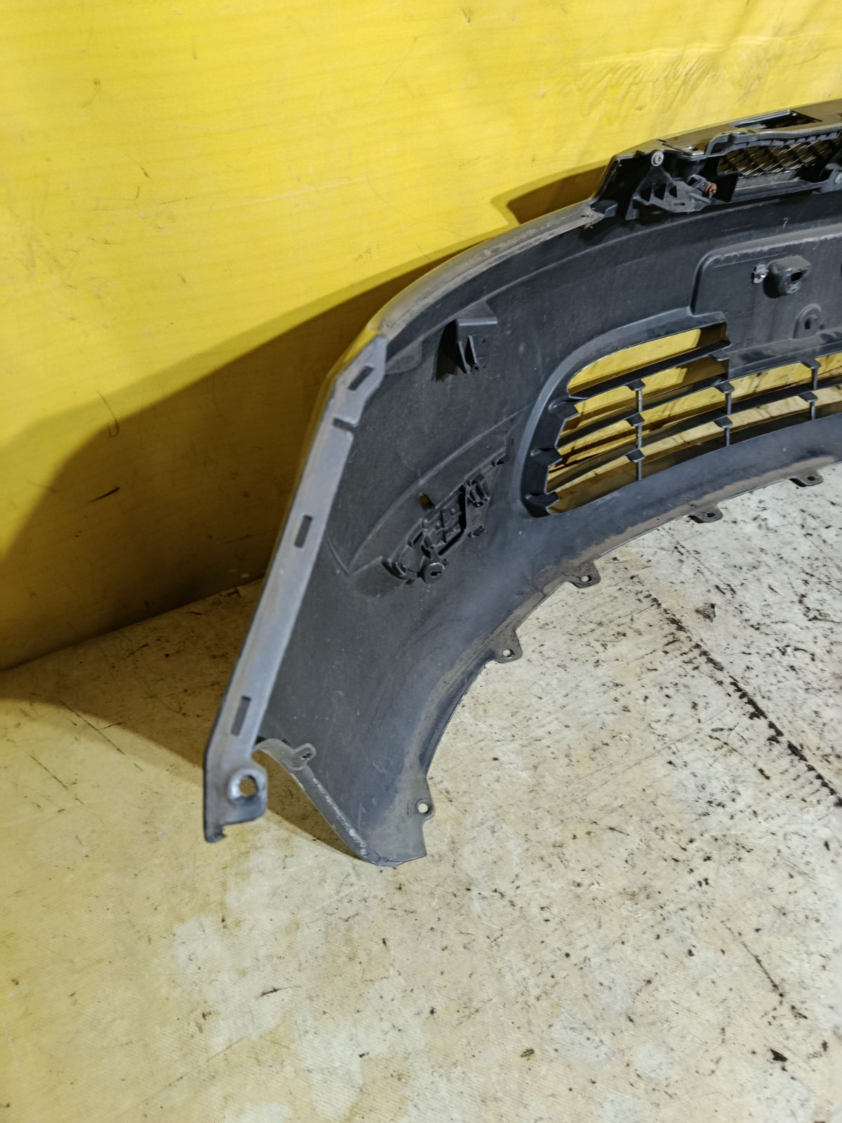 Бампер MN170471 на Mitsubishi Colt Z22A Фото 14