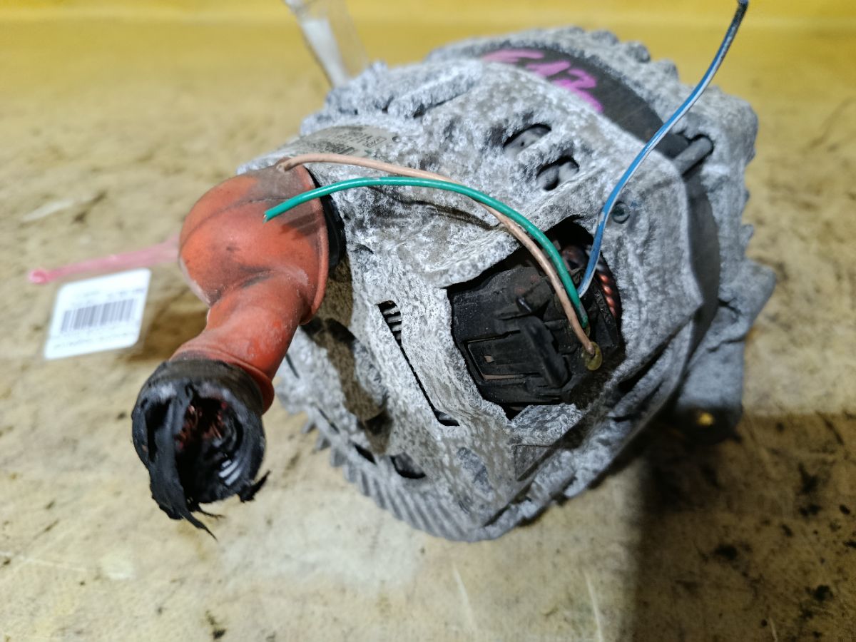 Генератор 23100-3HD1A на Nissan Note E12 HR12DDR Фото 3