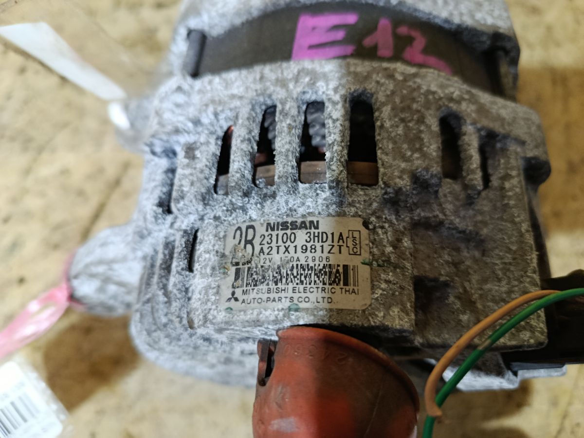 Генератор 23100-3HD1A на Nissan Note E12 HR12DDR Фото 4