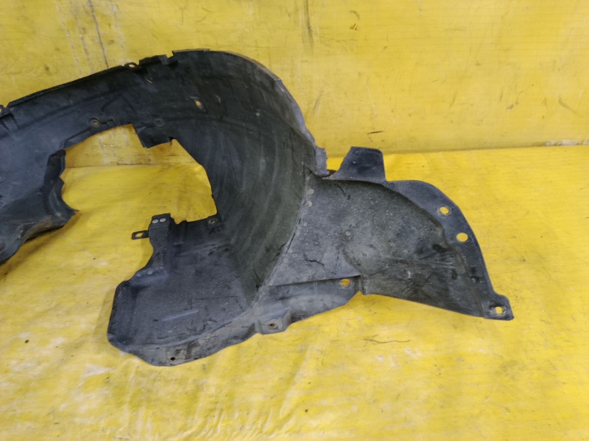 Подкрылок 63842-ED05D на Nissan Tiida C11 HR15DE Фото 4