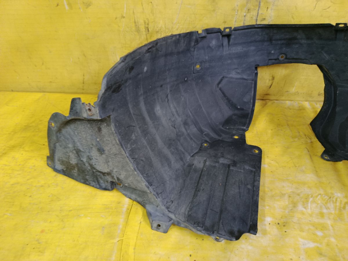 Подкрылок 63843-ED05D на Nissan Tiida C11 HR15DE Фото 4