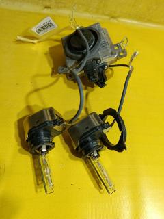 Блок розжига ксенона на Honda Cr-Z ZF1 Фото 2