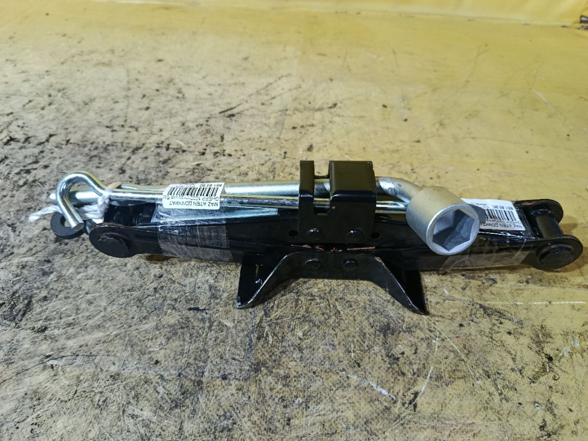 Домкрат на Mazda Atenza GHEFP Фото 2