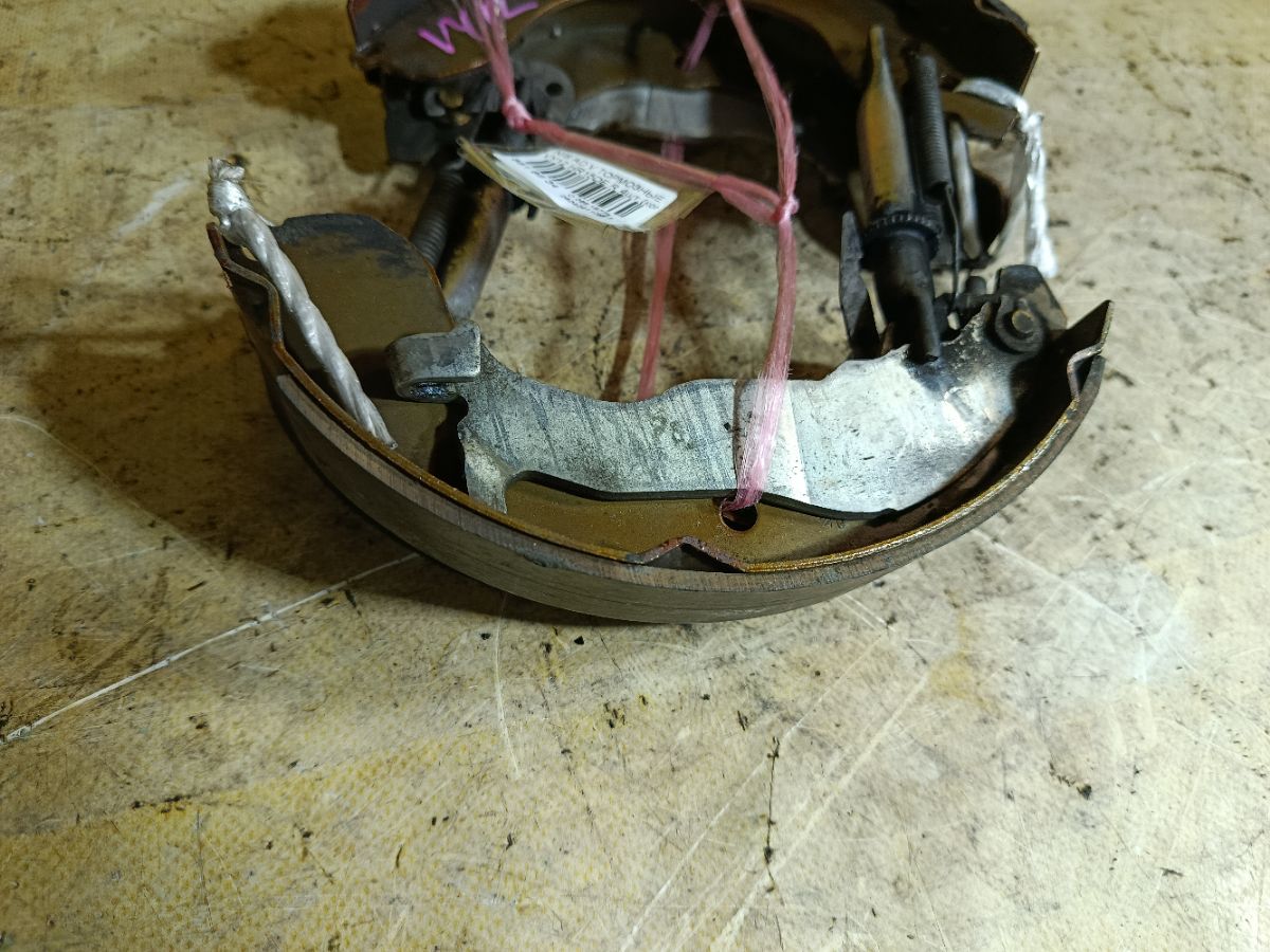 Тормозные колодки на Nissan Ad Van VY12 HR15DE Фото 3