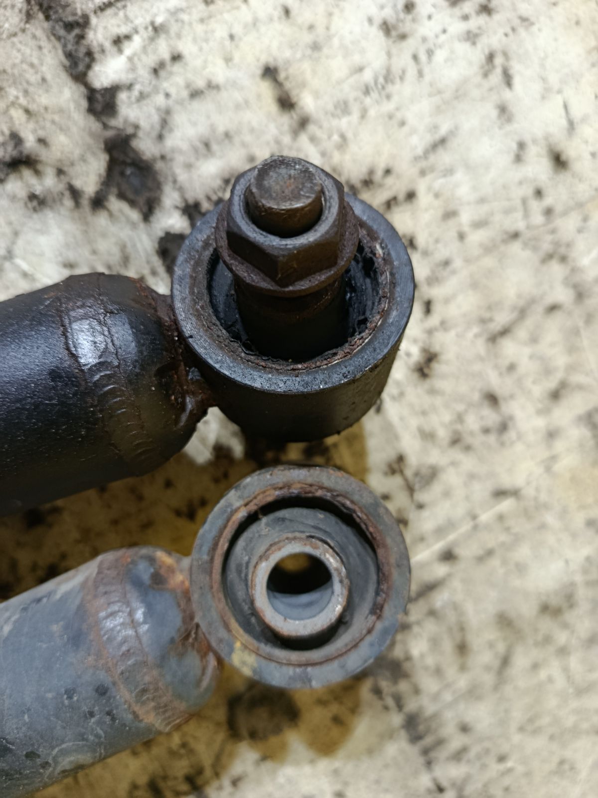 Стойка амортизатора 130039, 341292, 341308, 48530-22160, 48530-22410, 48530-22420, 48530-22460, 48530-29245, 48530-29246, 48530-29675, 48530-29685, 48530-30190, 48530-30200, 48530-39285, 48530-39295, 4853029255, 4853029256, 8341308, CR-049-4968, CR-049R-GX90, CR9007, SJ-049-4968, SJ-049R-GX90, ST-049-4968, ST-049R-GX90, U3757 на Toyota Mark Ii GX90 1G-FE Фото 2