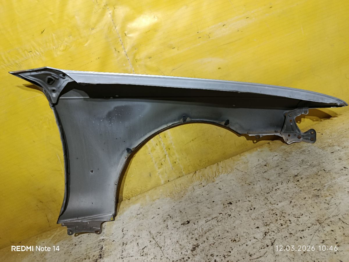 Крыло переднее на Toyota Mark Ii GX90 Фото 6