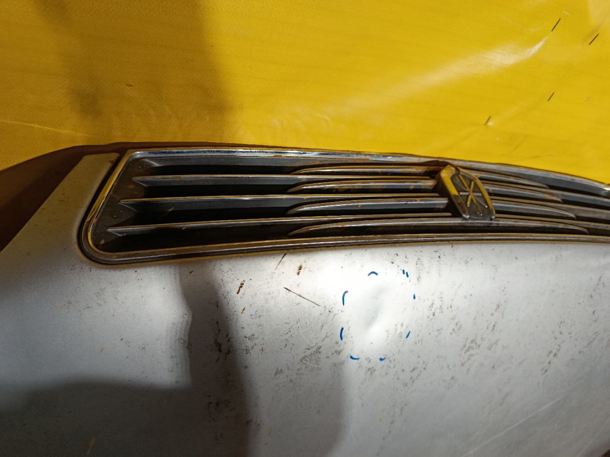 Капот на Toyota Mark Ii GX90 Фото 8