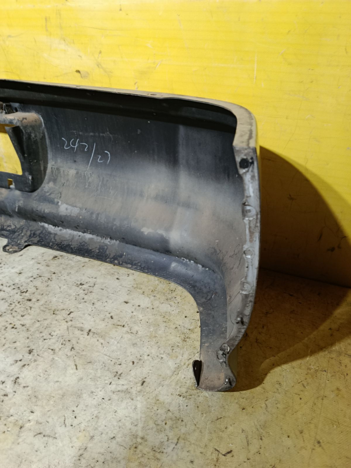 Бампер 52159-22590 на Toyota Mark Ii GX90 Фото 10