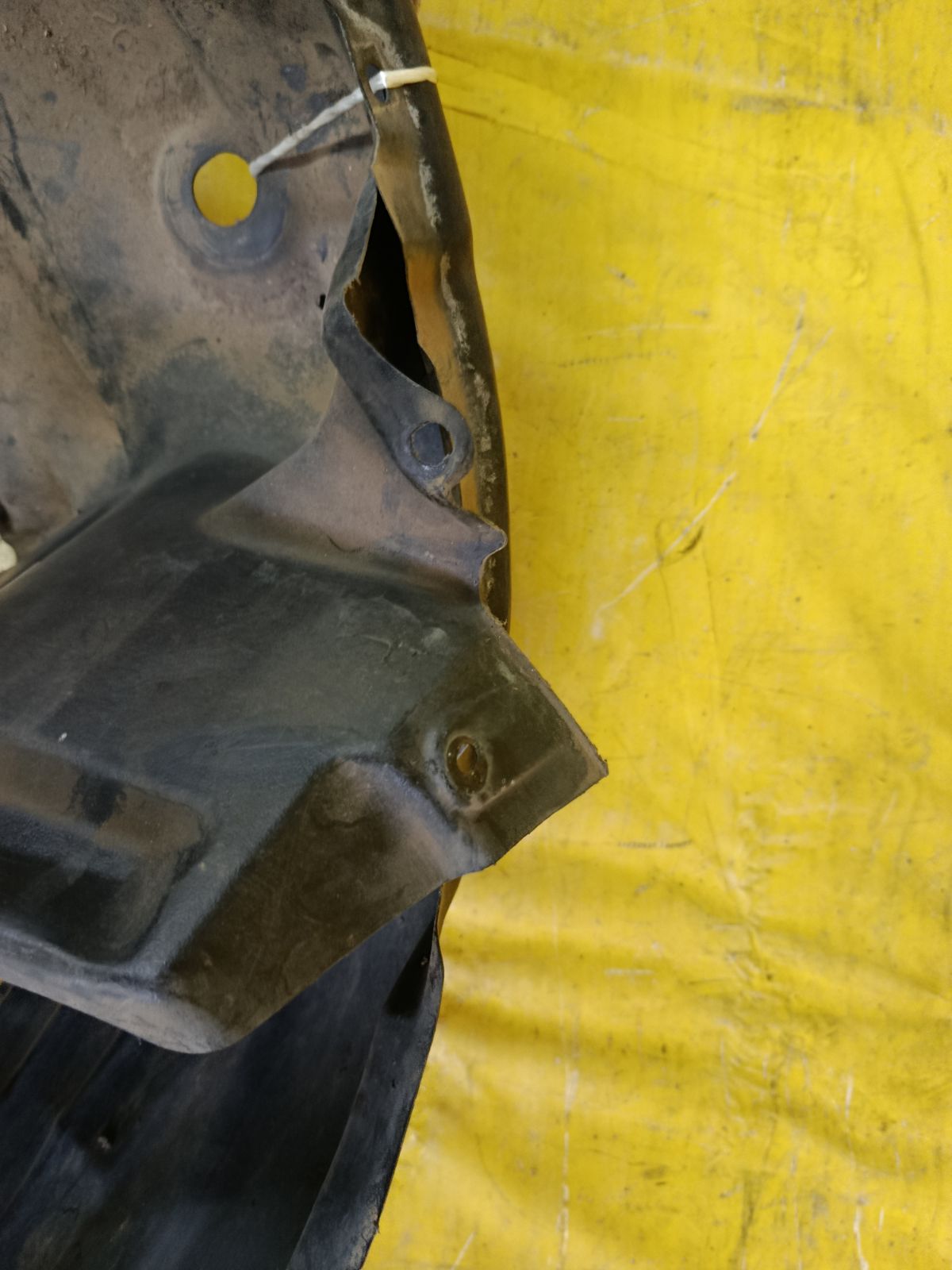Подкрылок 53876-22020, 53876-22070 на Toyota Mark Ii GX90 1G-FE Фото 3