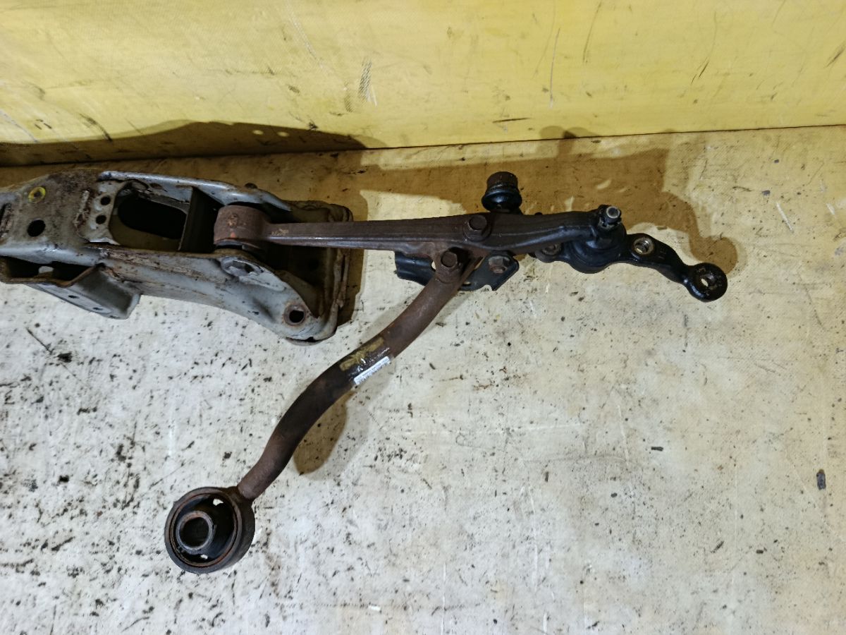 Балка под ДВС на Toyota Mark Ii GX90 1G-FE Фото 7