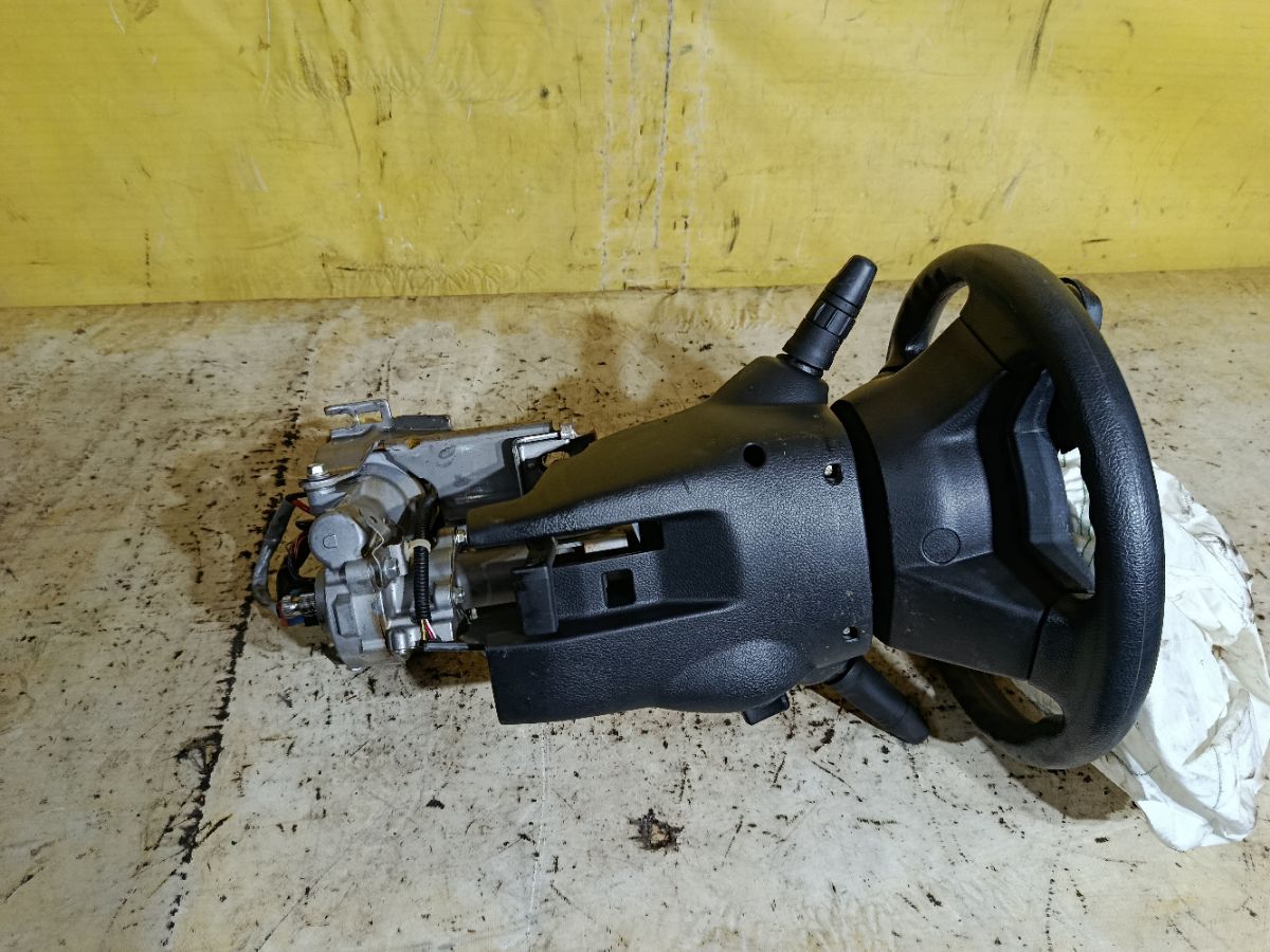 Рулевая колонка на Nissan Note E11 Фото 5