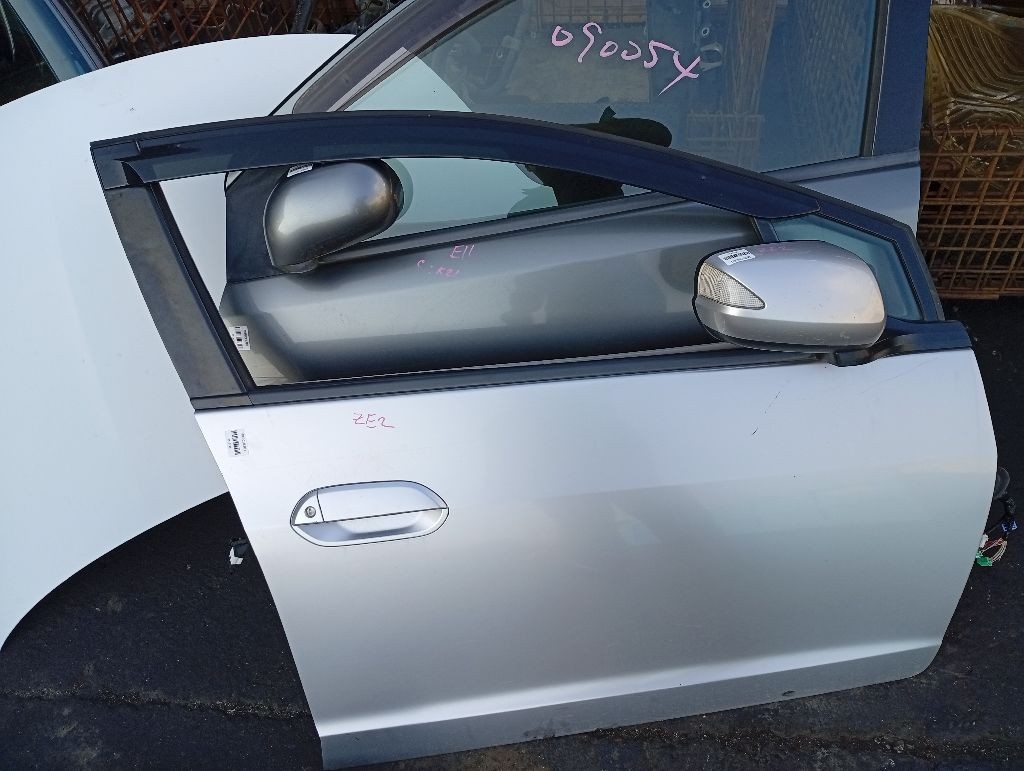 Дверь боковая на Honda Insight ZE2 Фото 2