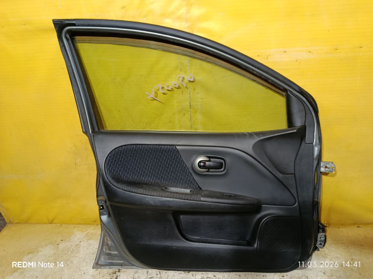 Дверь боковая на Nissan Note E11 Фото 7
