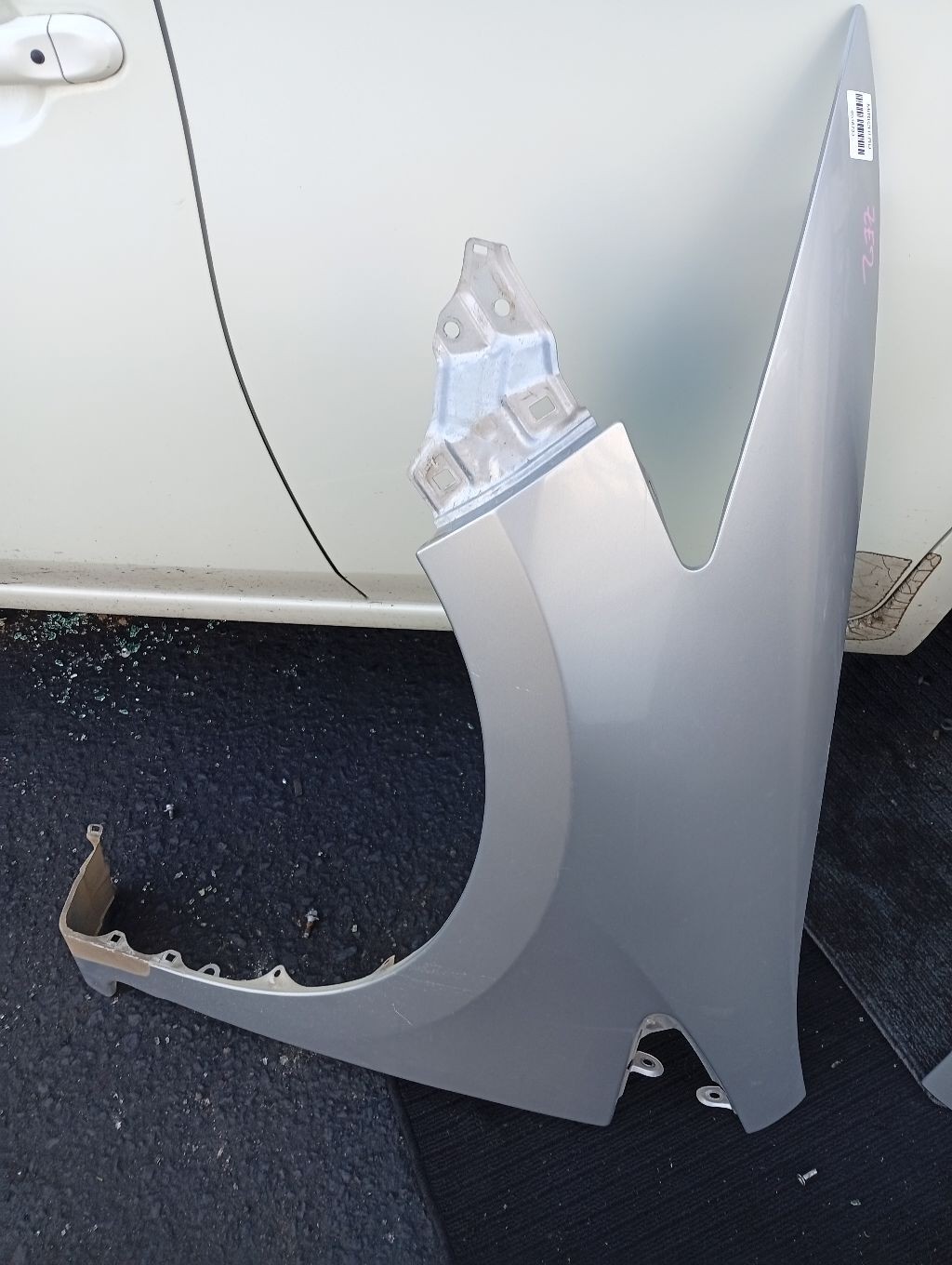 Крыло переднее на Honda Insight ZE2 Фото 2