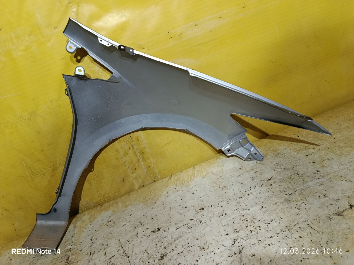 Крыло переднее на Honda Insight ZE2 Фото 7