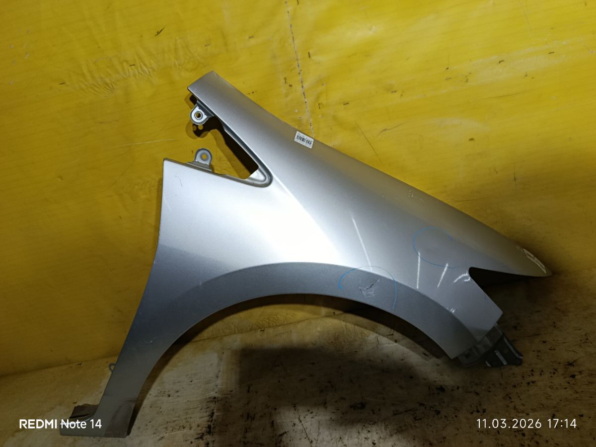 Крыло переднее на Honda Insight ZE2 Фото 2