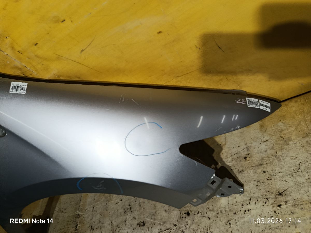 Крыло переднее на Honda Insight ZE2 Фото 6