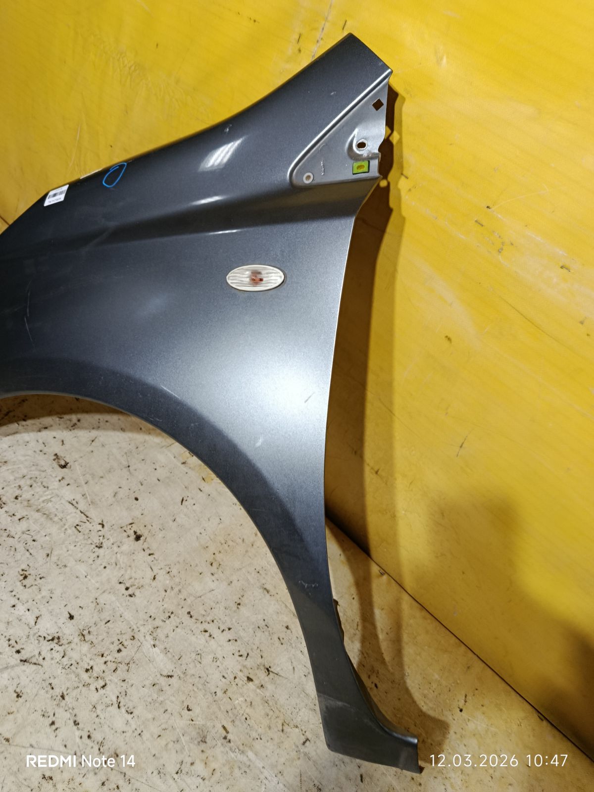 Крыло переднее на Nissan Note E11 Фото 6