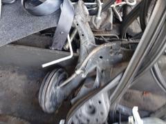 Балка подвески на Nissan Cube Z12 HR15DE, Заднее расположение