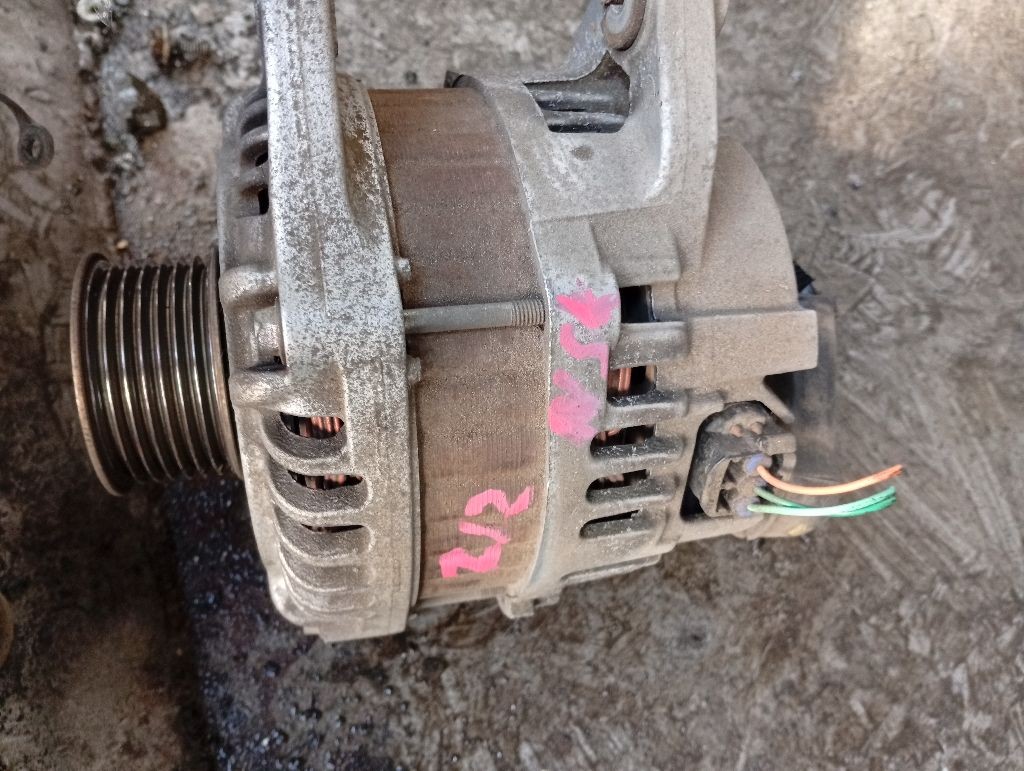 Генератор 23100-ED01A на Nissan Cube Z12 HR15DE Фото 1