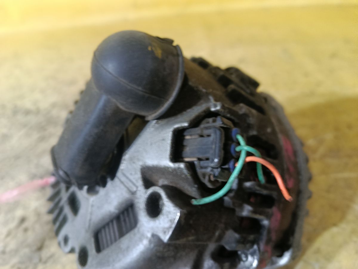 Генератор 23100-ED01A на Nissan Cube Z12 HR15DE Фото 3