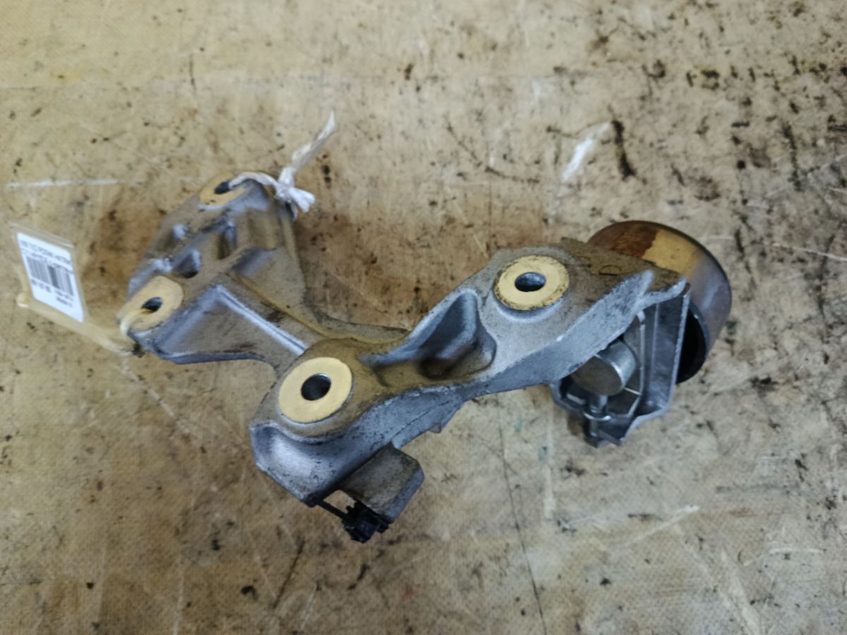 Ролик натяжной на Nissan Tiida C11 HR15DE Фото 2