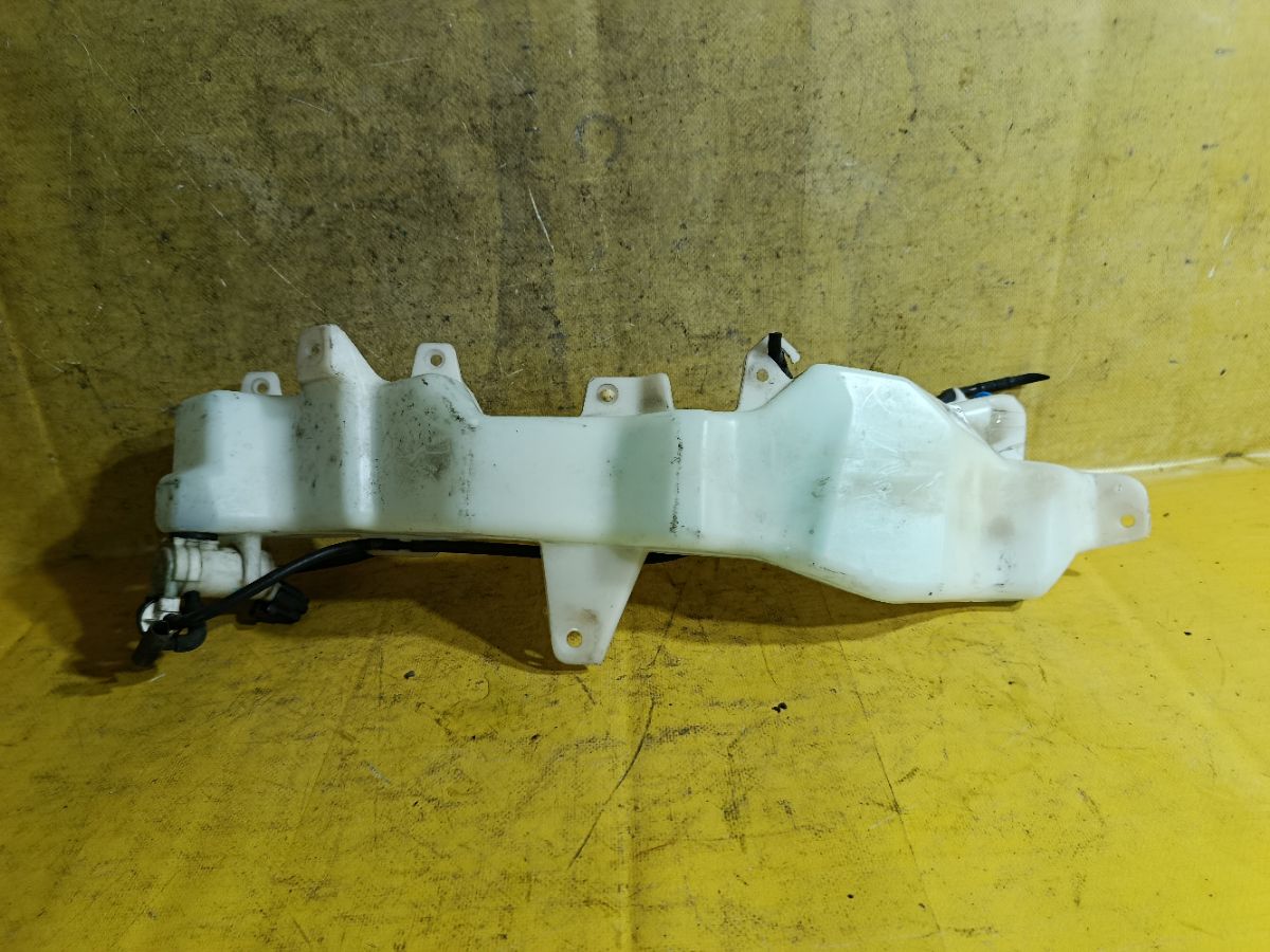 Бачок омывателя на Honda Fit Shuttle Hybrid GP2 Фото 3