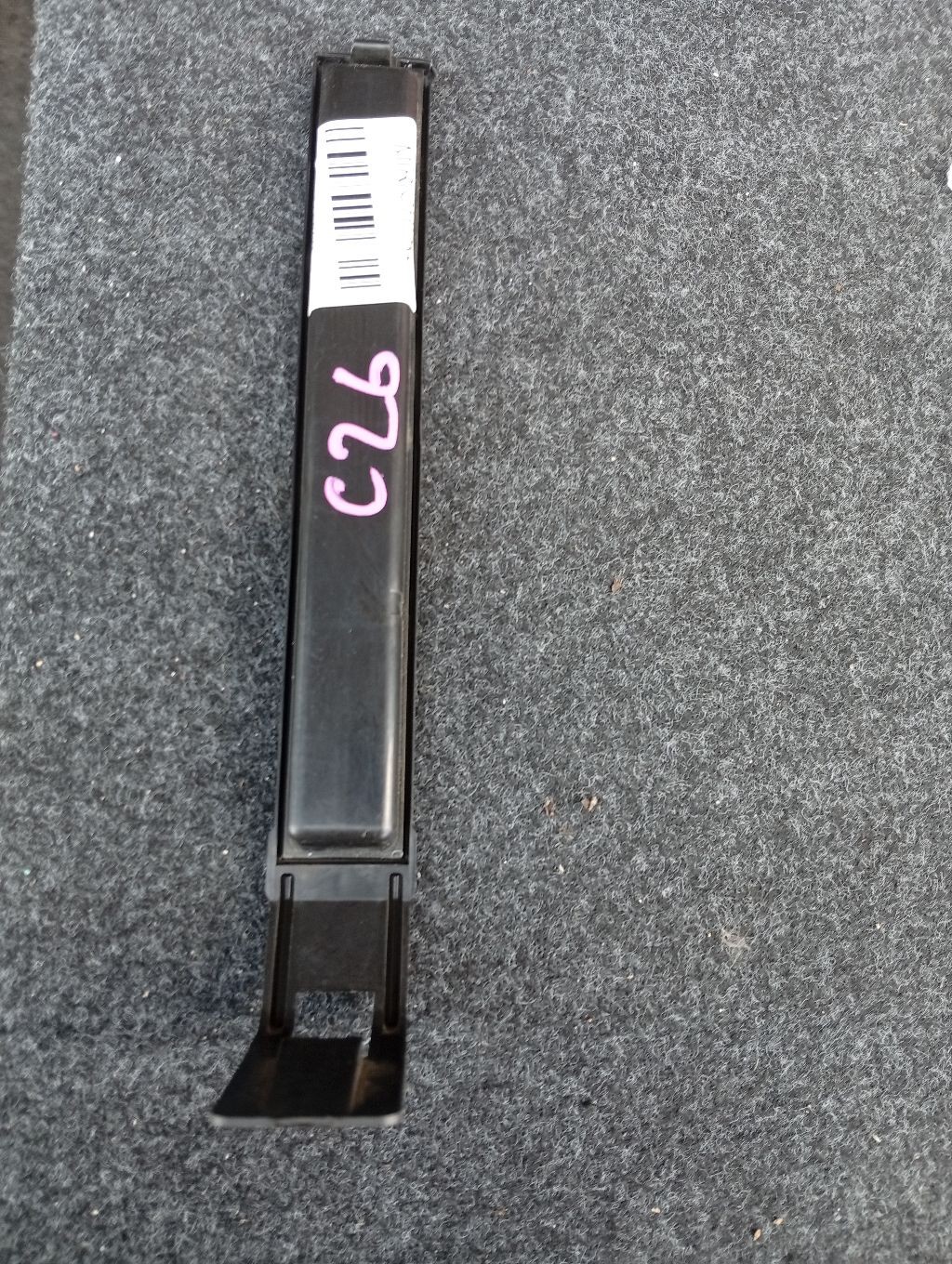 Фильтр салона 27277 1VA0A, AC-207E, AY680-NS022 на Nissan Serena C26 MR20DD Фото 1