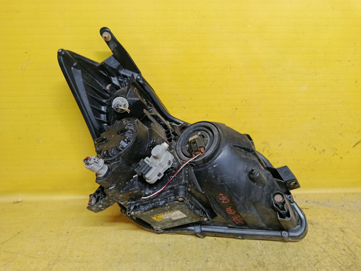 Фара 12-523 12-523, на Toyota Blade AZE156H Фото 6