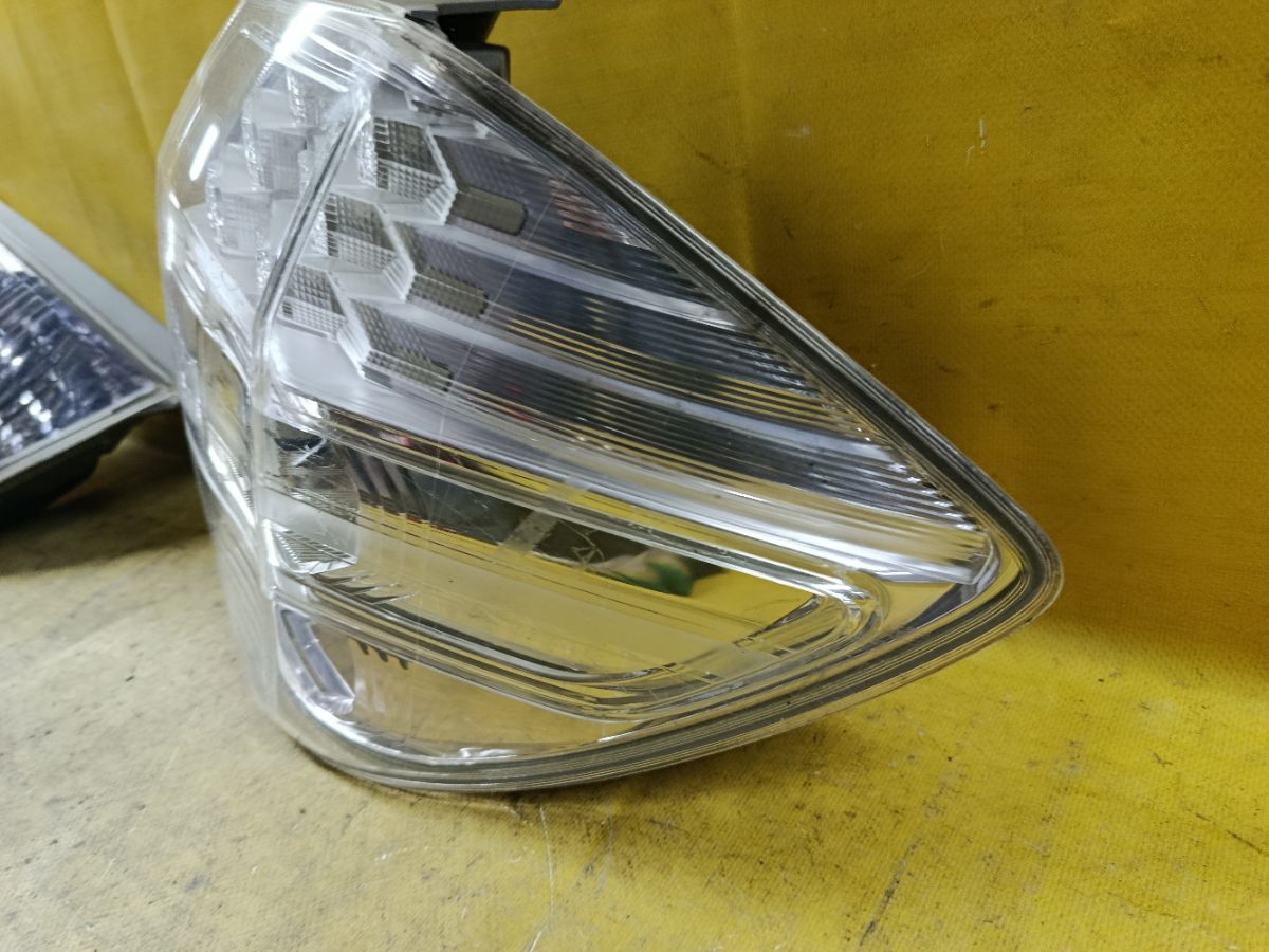 Стоп P9883 P9883, на Honda Fit Hybrid GP1 Фото 4