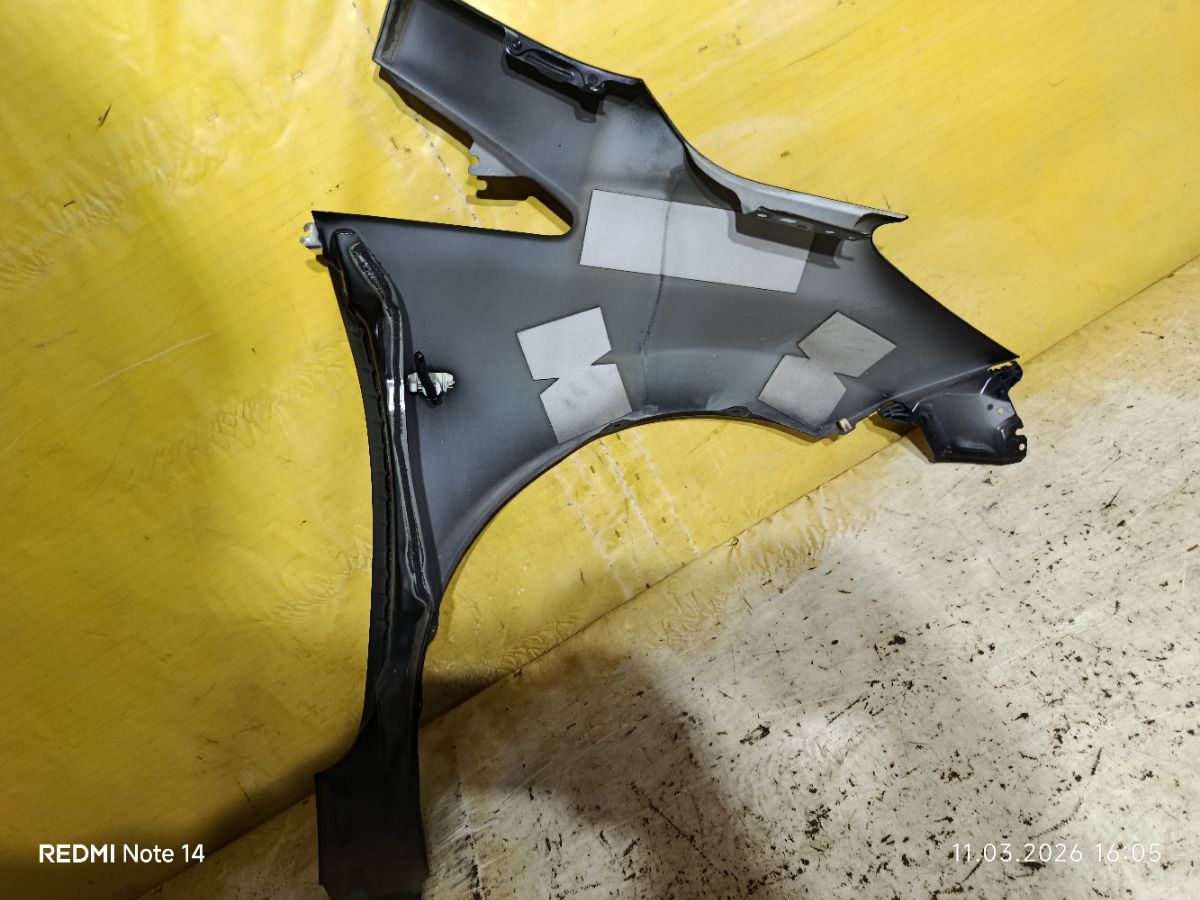 Крыло переднее на Nissan Note E12 Фото 7