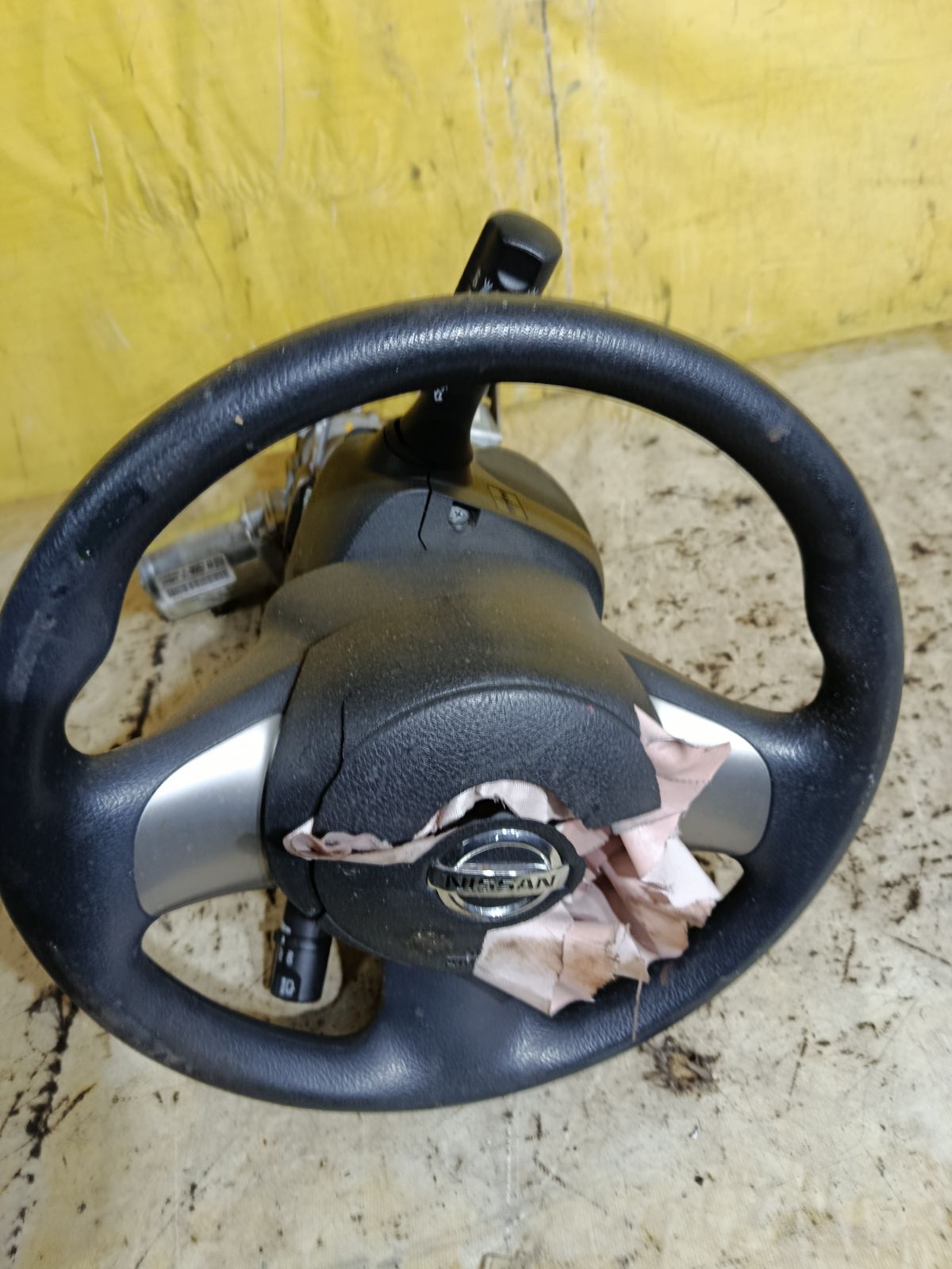 Рулевая колонка на Nissan Note E12 Фото 6