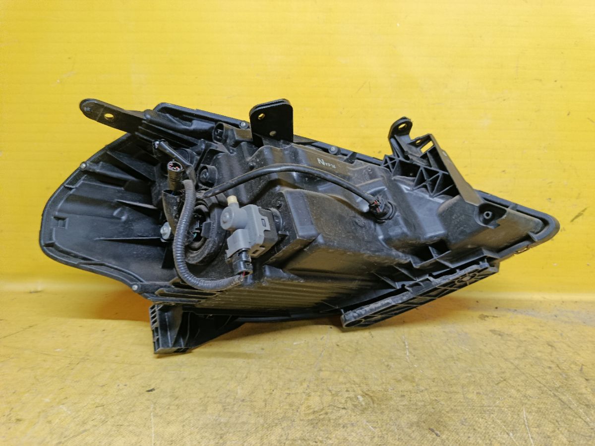 Фара P7779 P7779, на Nissan Tiida Latio SC11 Фото 8