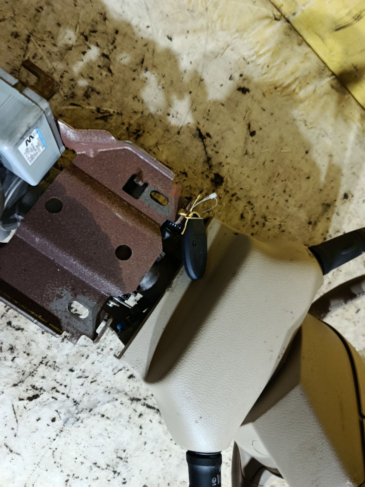 Рулевая колонка на Nissan Tiida Latio SC11 Фото 7