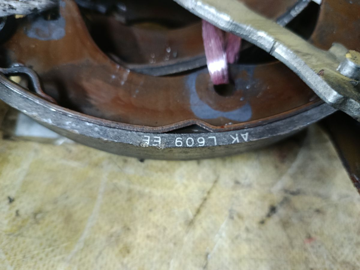 Тормозные колодки 4800A092, MR249576, MR249577, MR289625, MR376699, MR449682, MR449683, MR449684, MR476000, SN4450, T6723, TD-086-6723S, TDS6723 на Mitsubishi Pajero Mini H58A 4A30 Фото 2