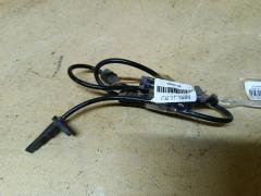 Датчик ABS на Nissan Note E11 HR15DE 47910-ED000, Переднее расположение