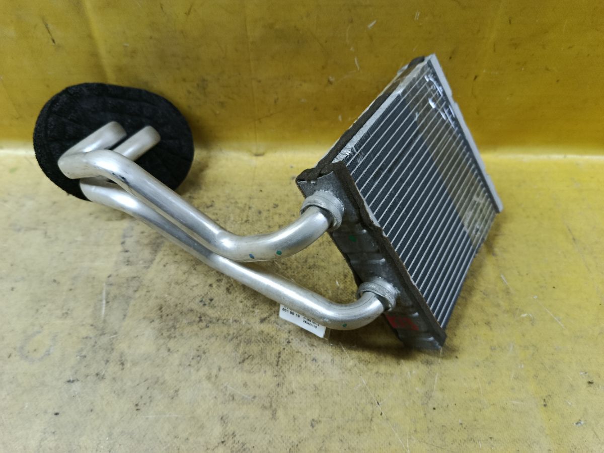 Радиатор печки на Nissan March K13 HR12DE Фото 1